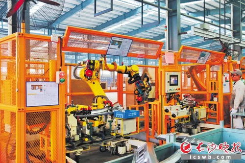 產(chǎn)業(yè)引擎加速 財富雨花綻放