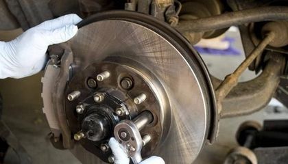 機(jī)動車開了4年以上,這5個零部件須更換,不然出事后悔都來不及!